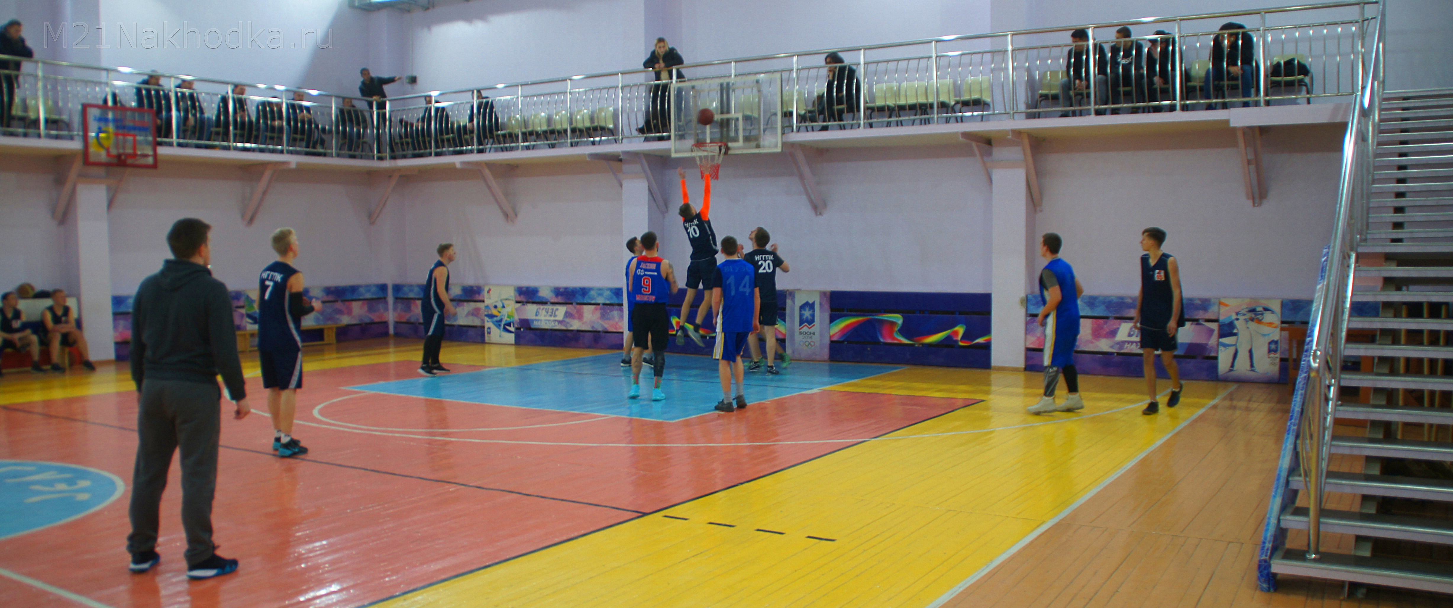 Баскетбольные баталии в филиале ВГУЭС — студенты трёх учебных заведений соревновались в ловкости, thumb